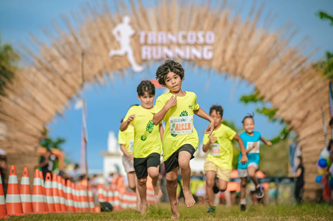 Crianças participando da Trancoso Running Kids